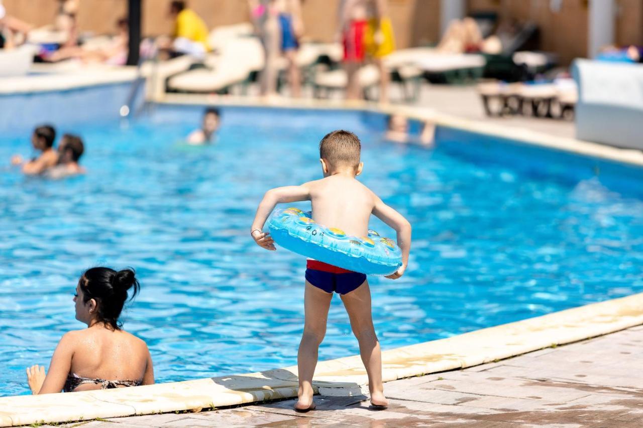 Hotel Terra Balneo Galac Kültér fotó