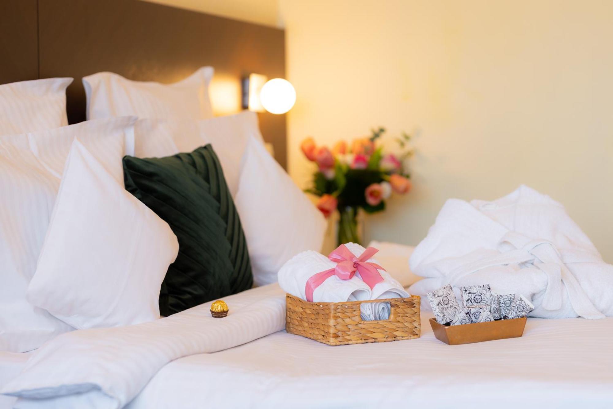 Hotel Terra Balneo Galac Kültér fotó